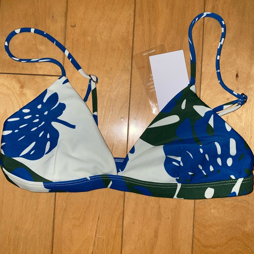 NWT Mikoh Swimwear Top
